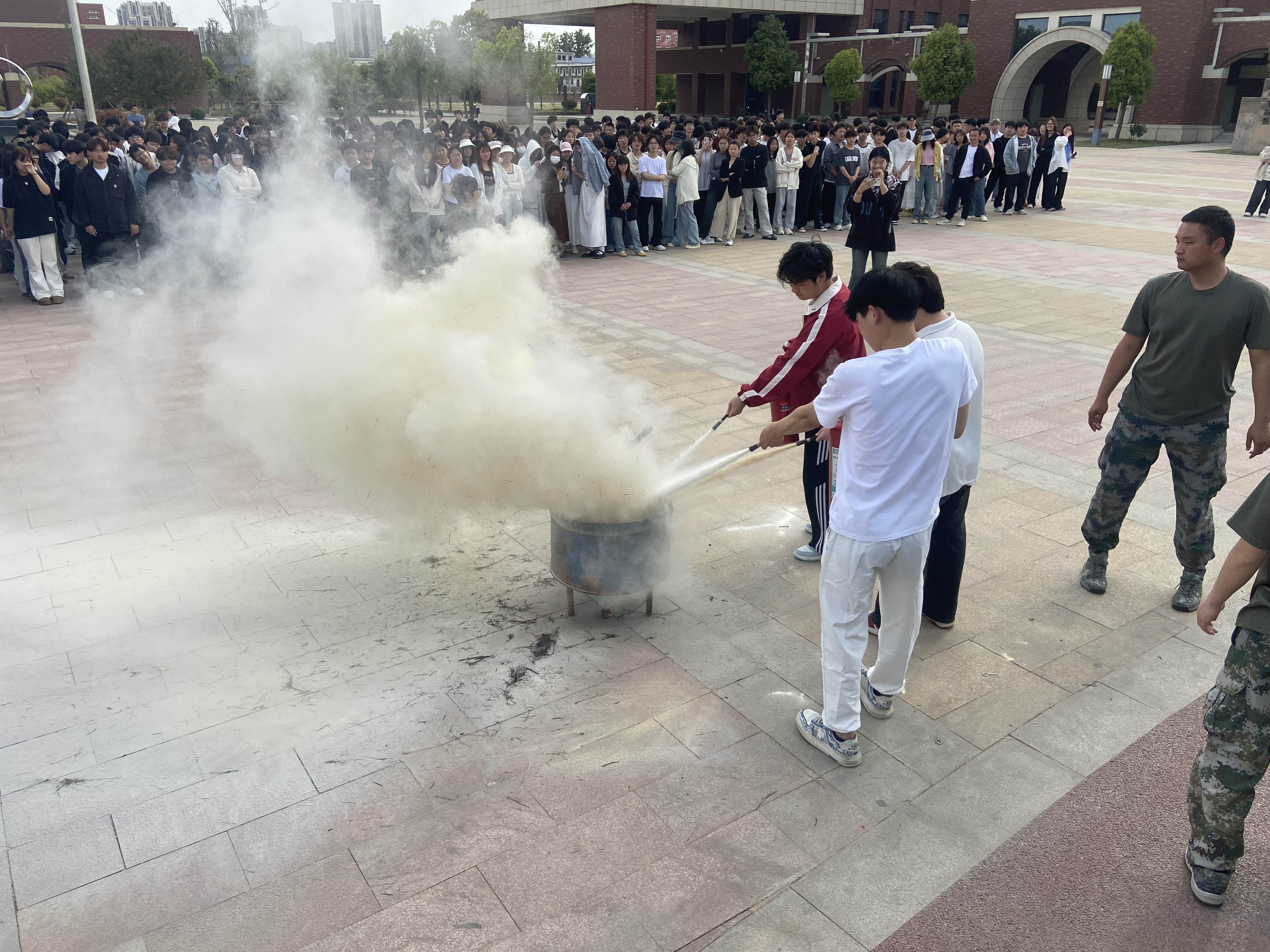 微信图片_20250418145419.jpg