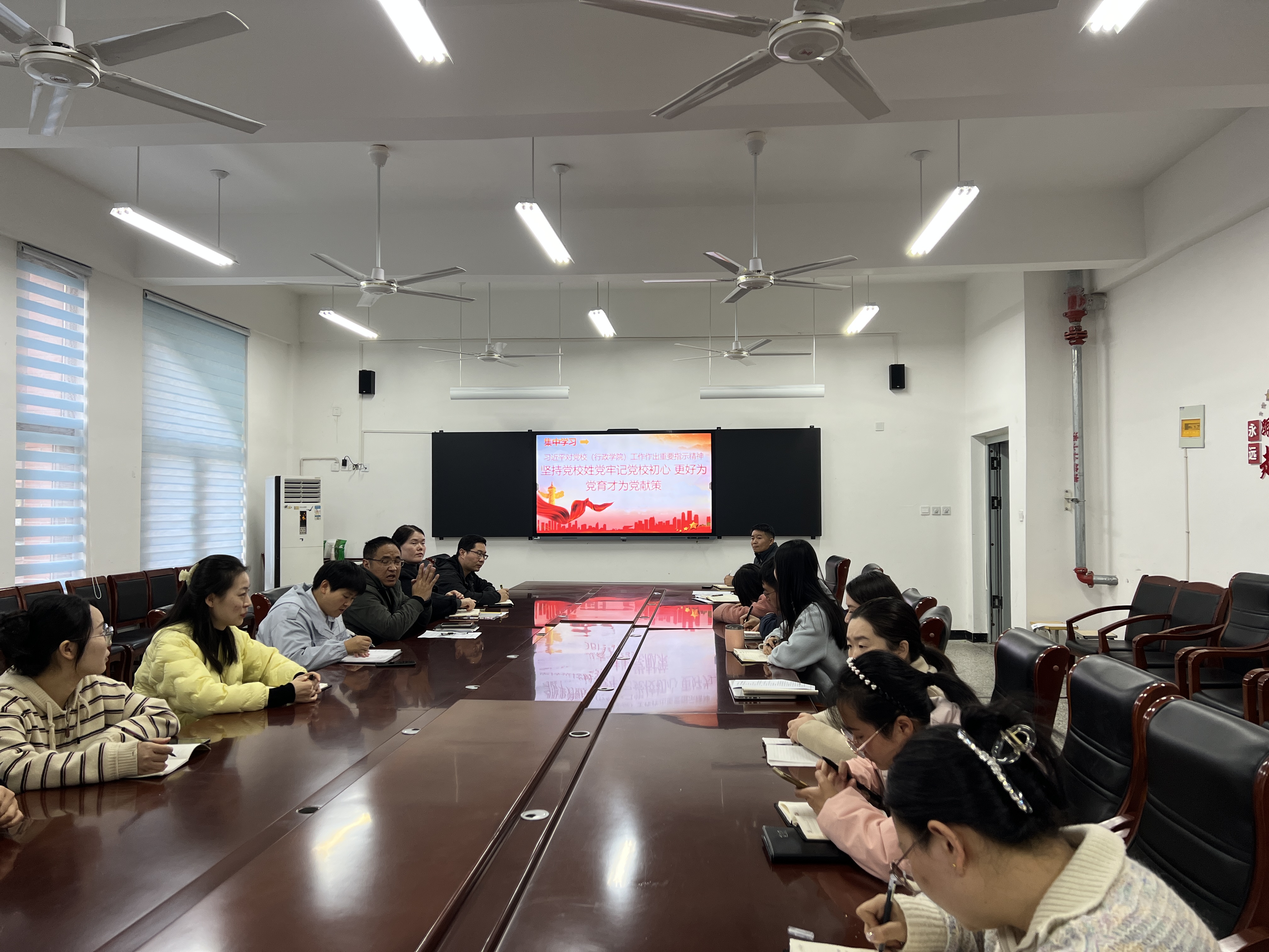 微信图片_20251031142412_233_19.jpg 微信图片_20251031142412_233_19.jpg