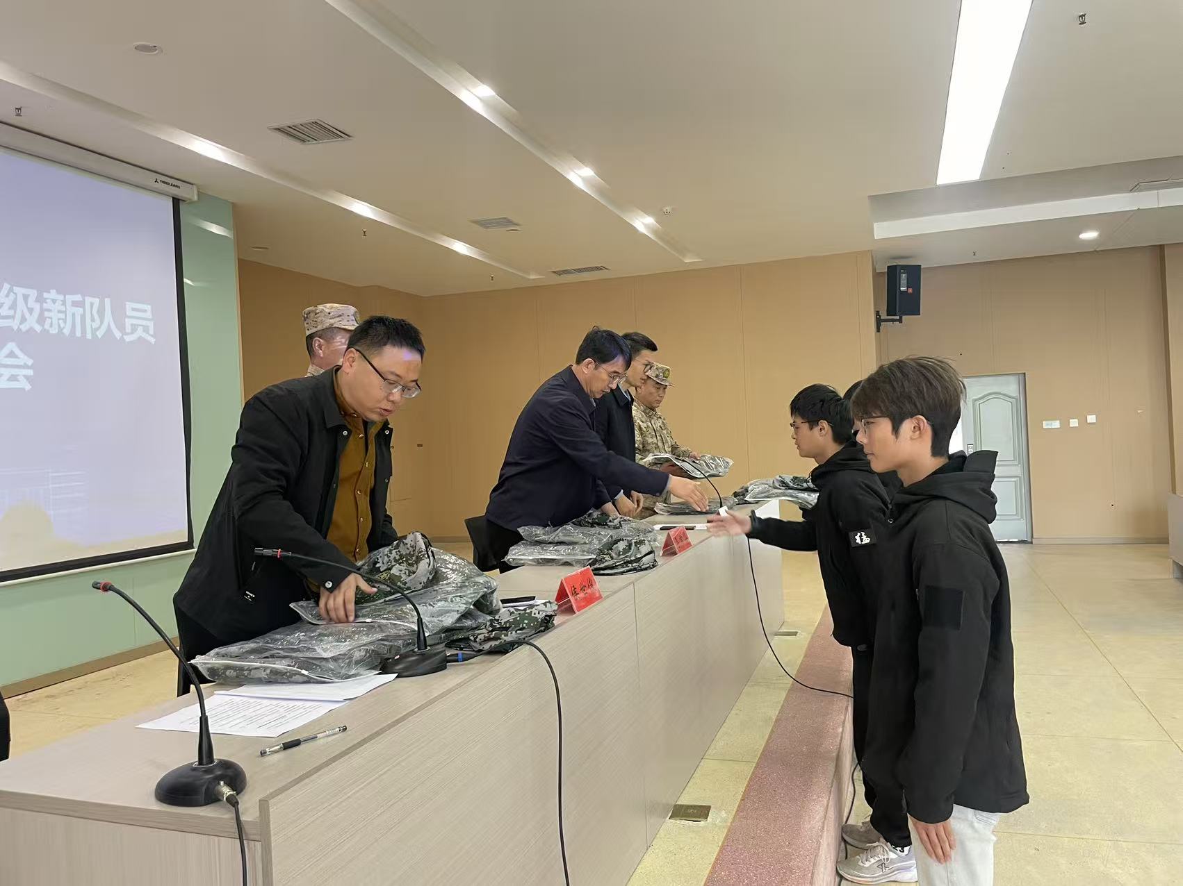 21afd222169c9711f66369fa0acd708d.jpg 21afd222169c9711f66369fa0acd708d.jpg