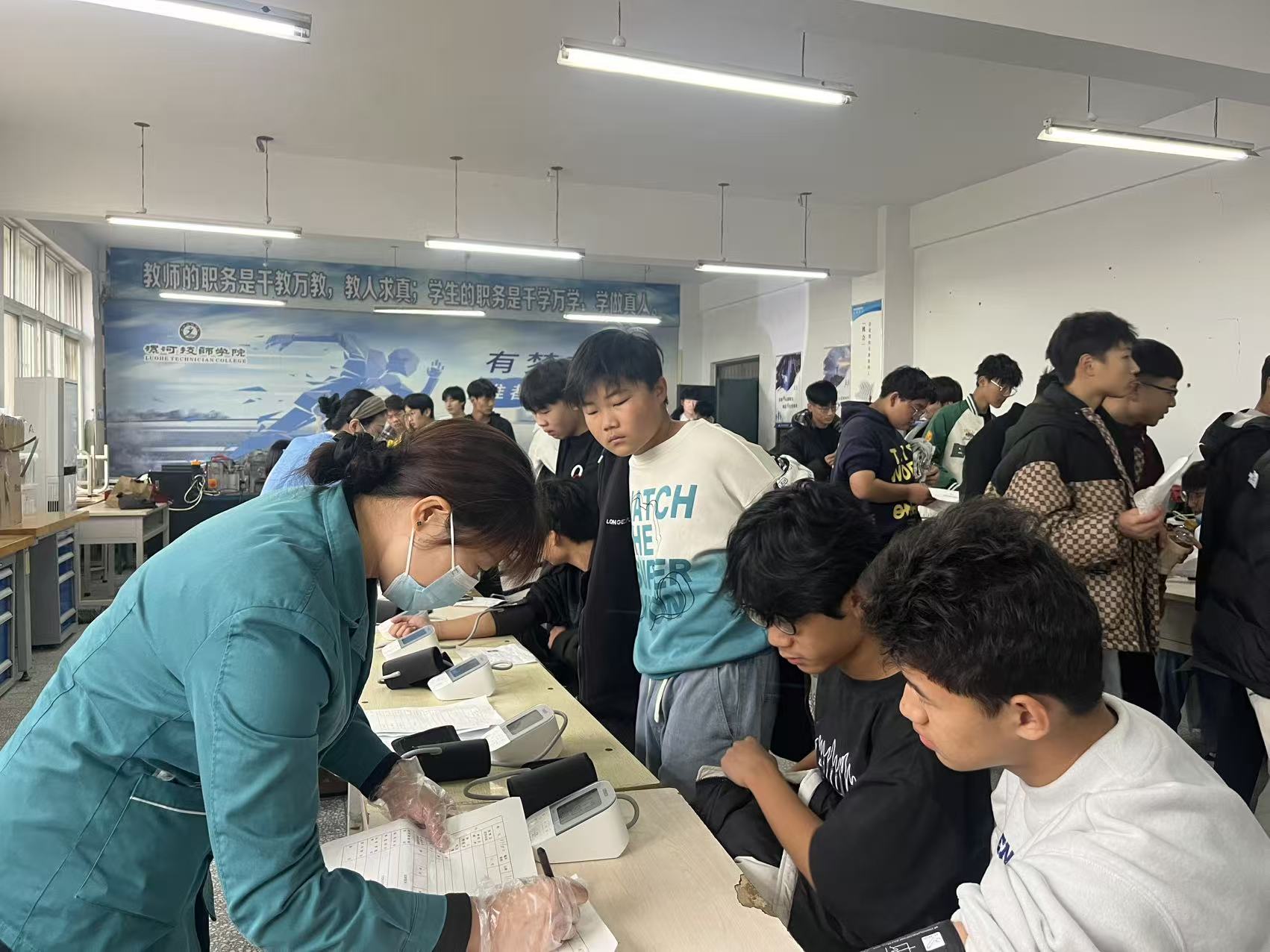 906a68b971d549be42a263bee6ce804b.jpg 906a68b971d549be42a263bee6ce804b.jpg