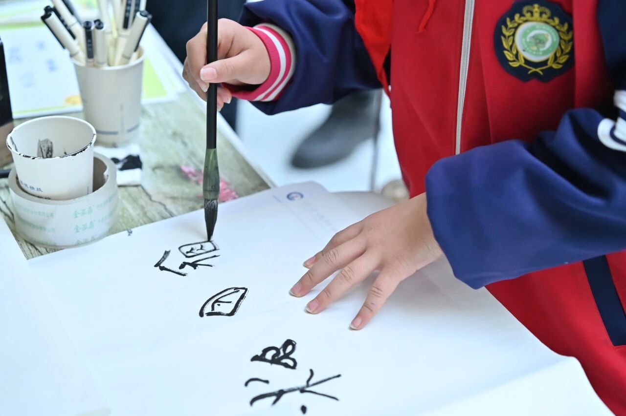 微信图片_2025-11-27_162908_045.jpg 微信图片_2025-11-27_162908_045.jpg