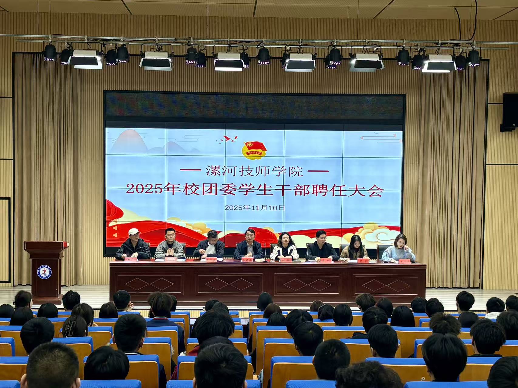 00d98704d57221a7d41505e103e2654b.jpg 00d98704d57221a7d41505e103e2654b.jpg