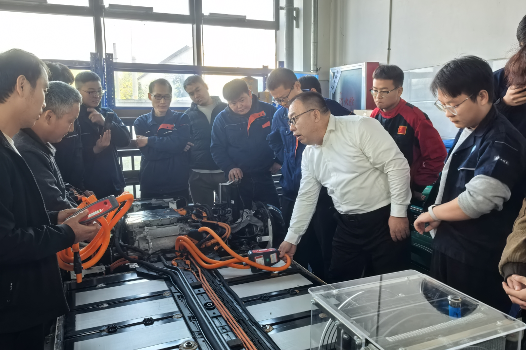 640 (12).png 640 (12).png