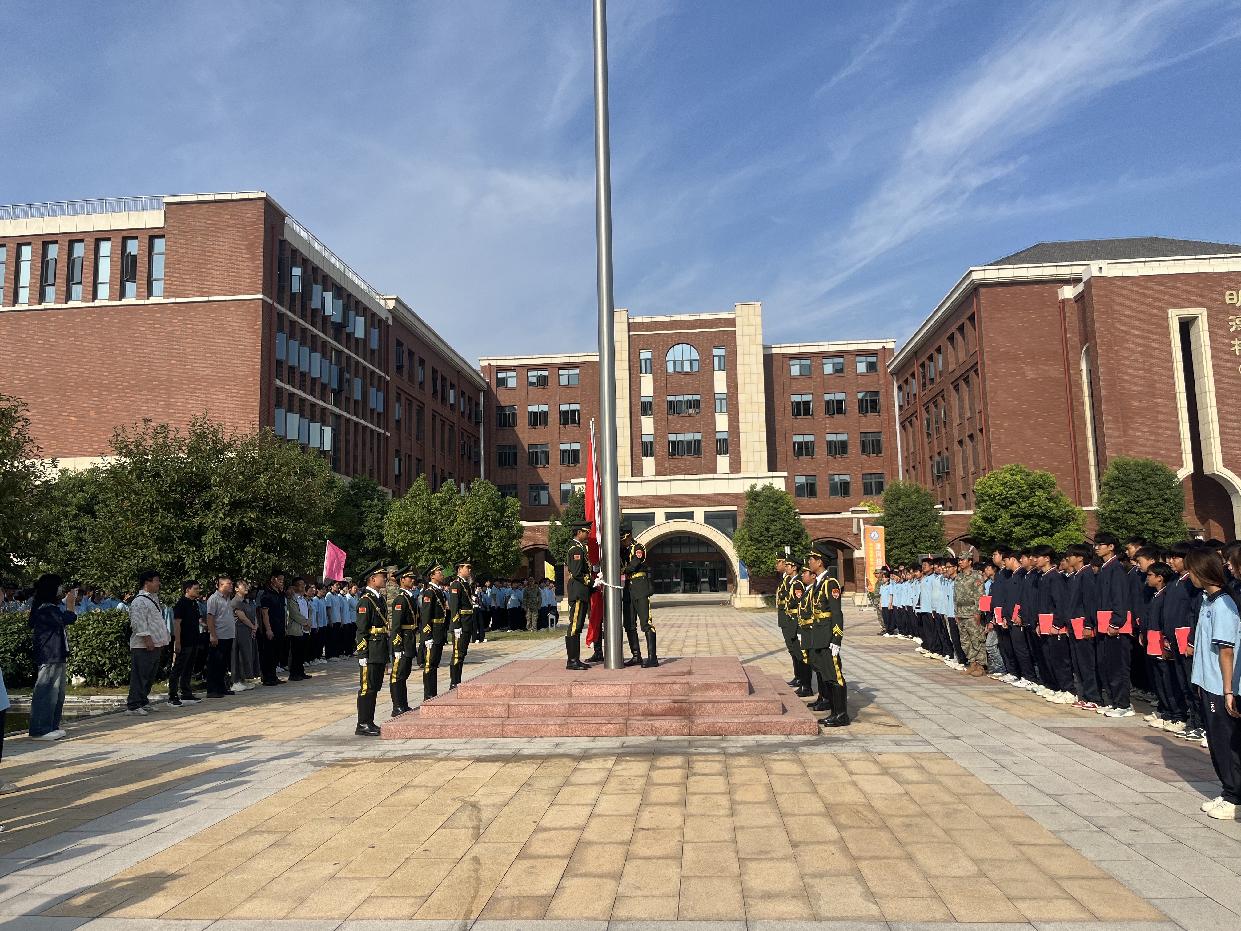 微信图片_20260915103126_2498_14.jpg
