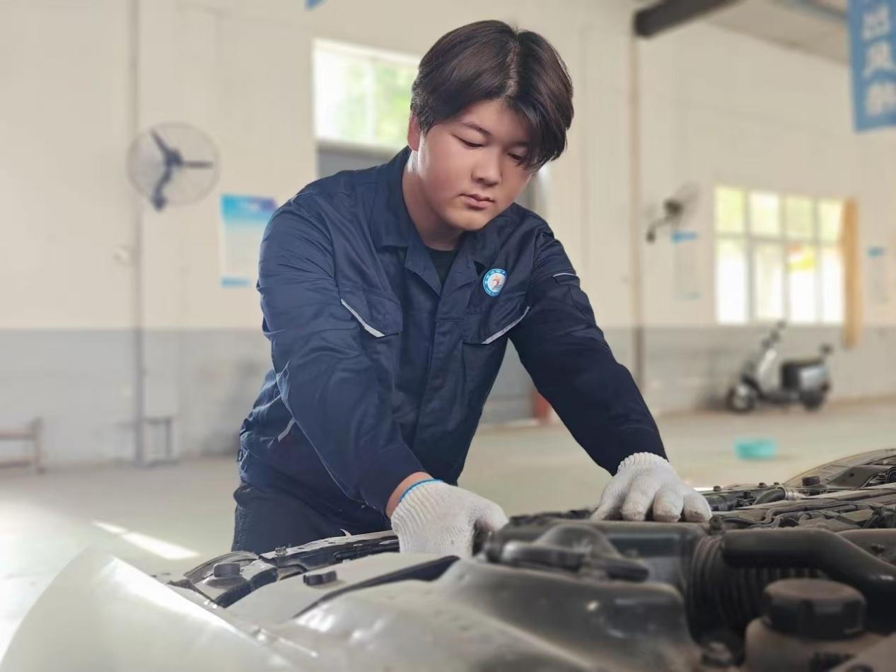 723bd8ff644498a9fb2b9f9d272ff161.png 723bd8ff644498a9fb2b9f9d272ff161.png